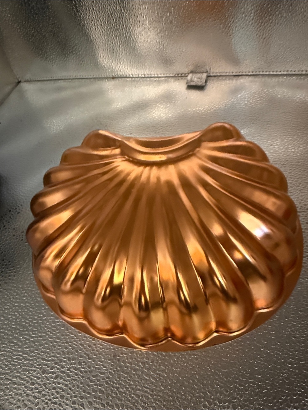 Vintage Copper colored aluminum jello mold